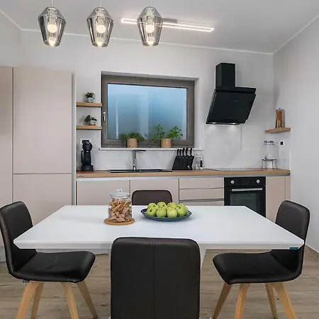 A Stunning With A Swimming Pool In Near Pazin Villa Lindar